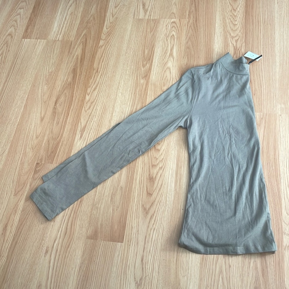 Mock Neck Turtle Neck NWT